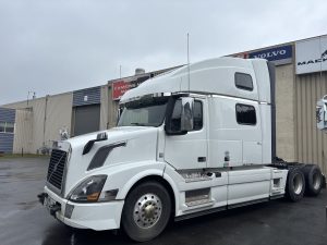 VOLVO VNL64T (2017) – 70po SLEEPER